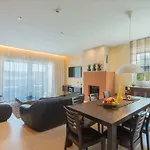 Vila Suprema Pomer